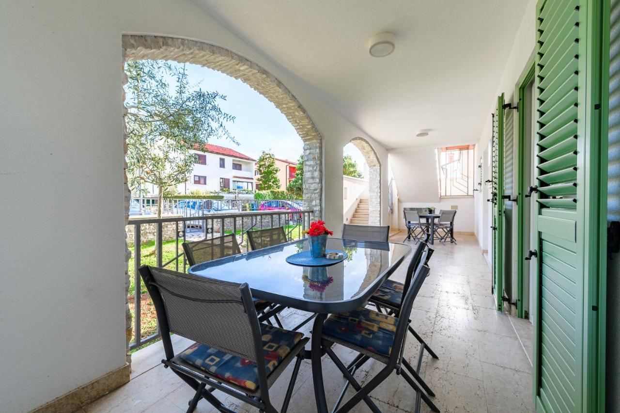 Apartman Inteuro Poreč Eksteriør billede